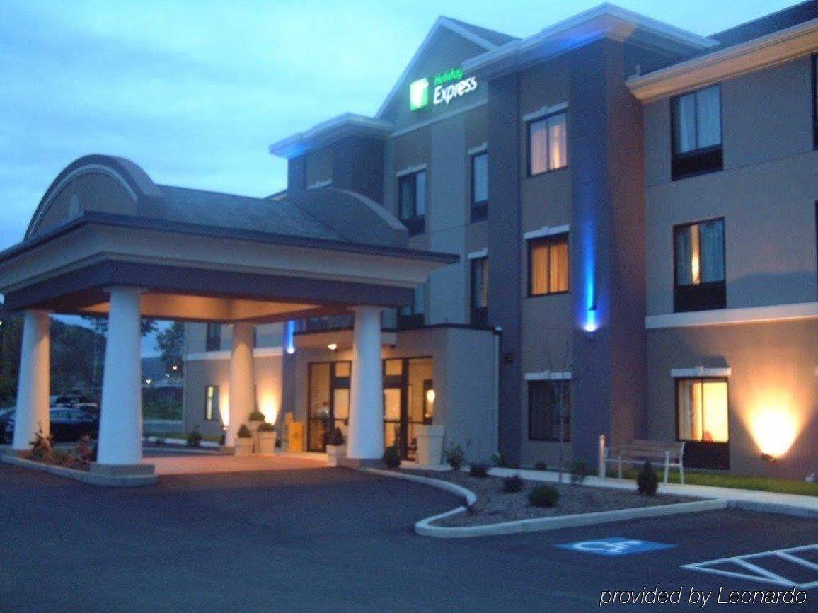 Holiday Inn Express And Suites - Bradford By Ihg Eksteriør billede